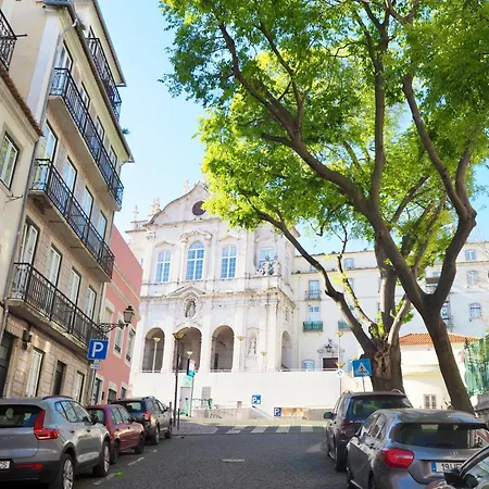 Chiado Local Artist W Parking & Ev *