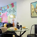 Chiado Local Artist W Parking & Ev Διαμέρισμα