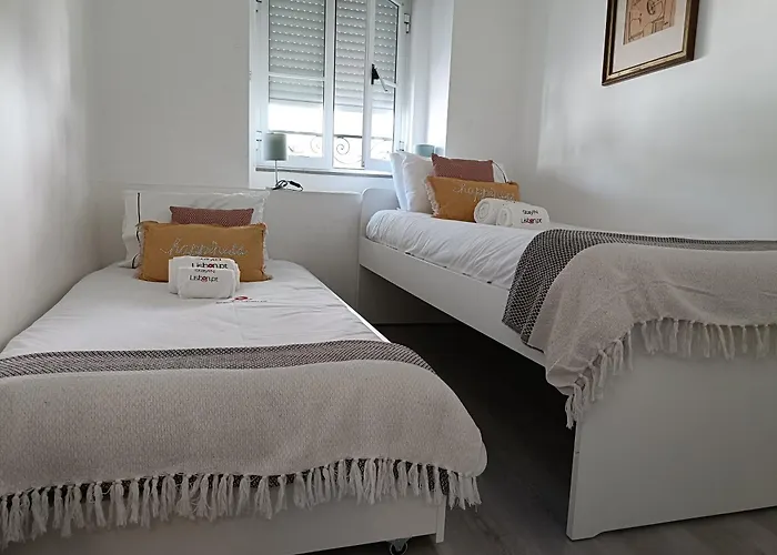 Dobairro At Merces דירה *