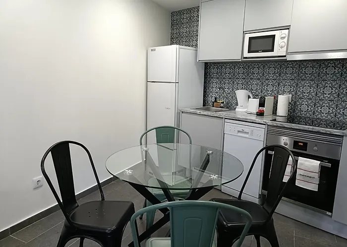 Dobairro At Merces דירה ליסבון