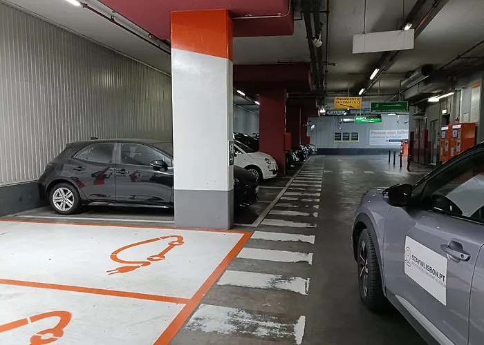 Chiado Local Artist W Parking & Ev 아파트 *