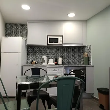 Dobairro At Merces Apartman *