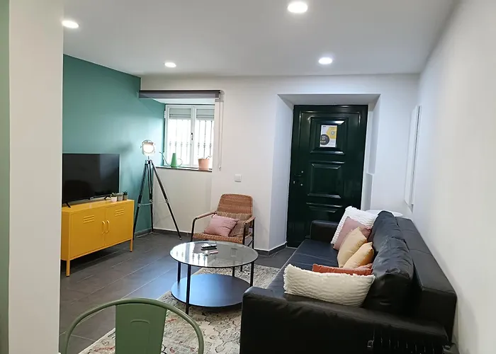 Апартаменты Chiado Local Artist W Parking & Ev *
