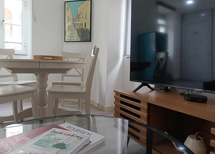Chiado Local Artist W Parking & Ev Апартаменты Лиссабон